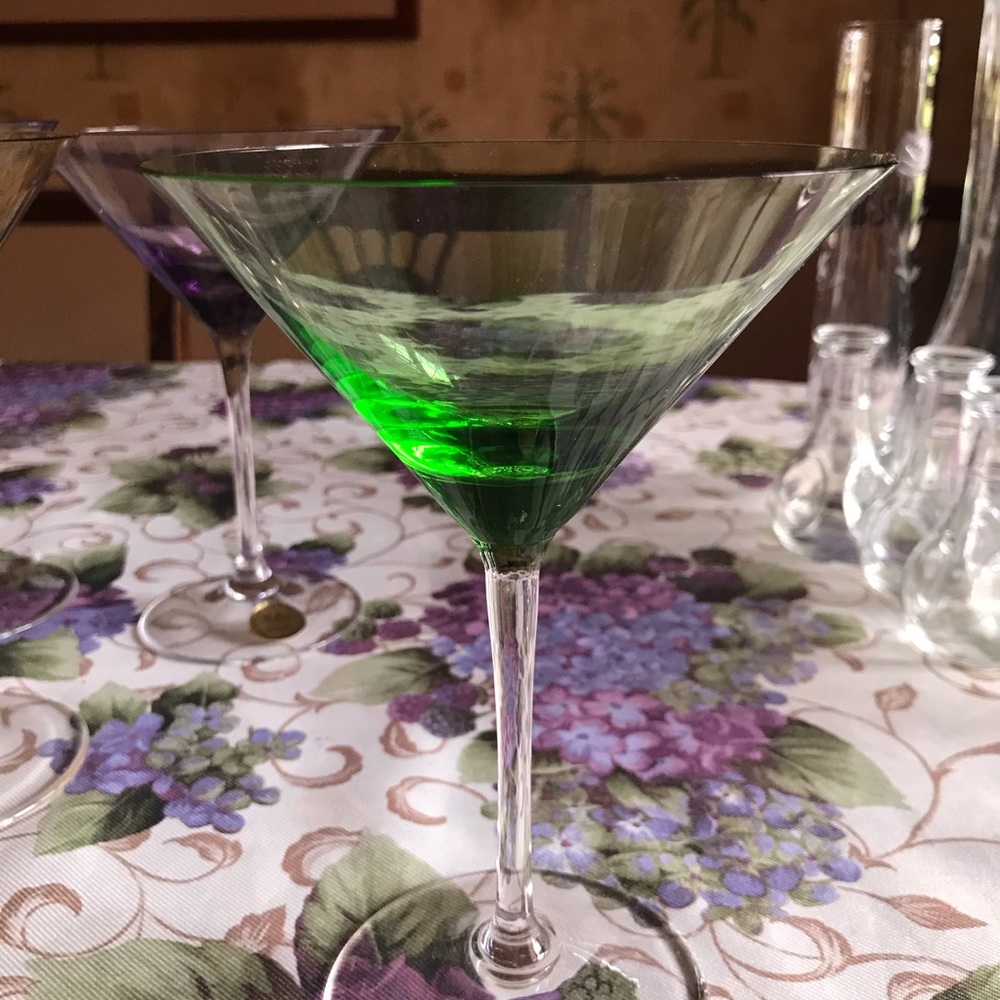 SOLD—-SIX HAND BLOWN MARTINI GLASSES - Picture 3 of 8